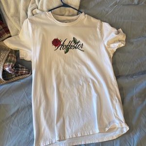 White mens tee with rose